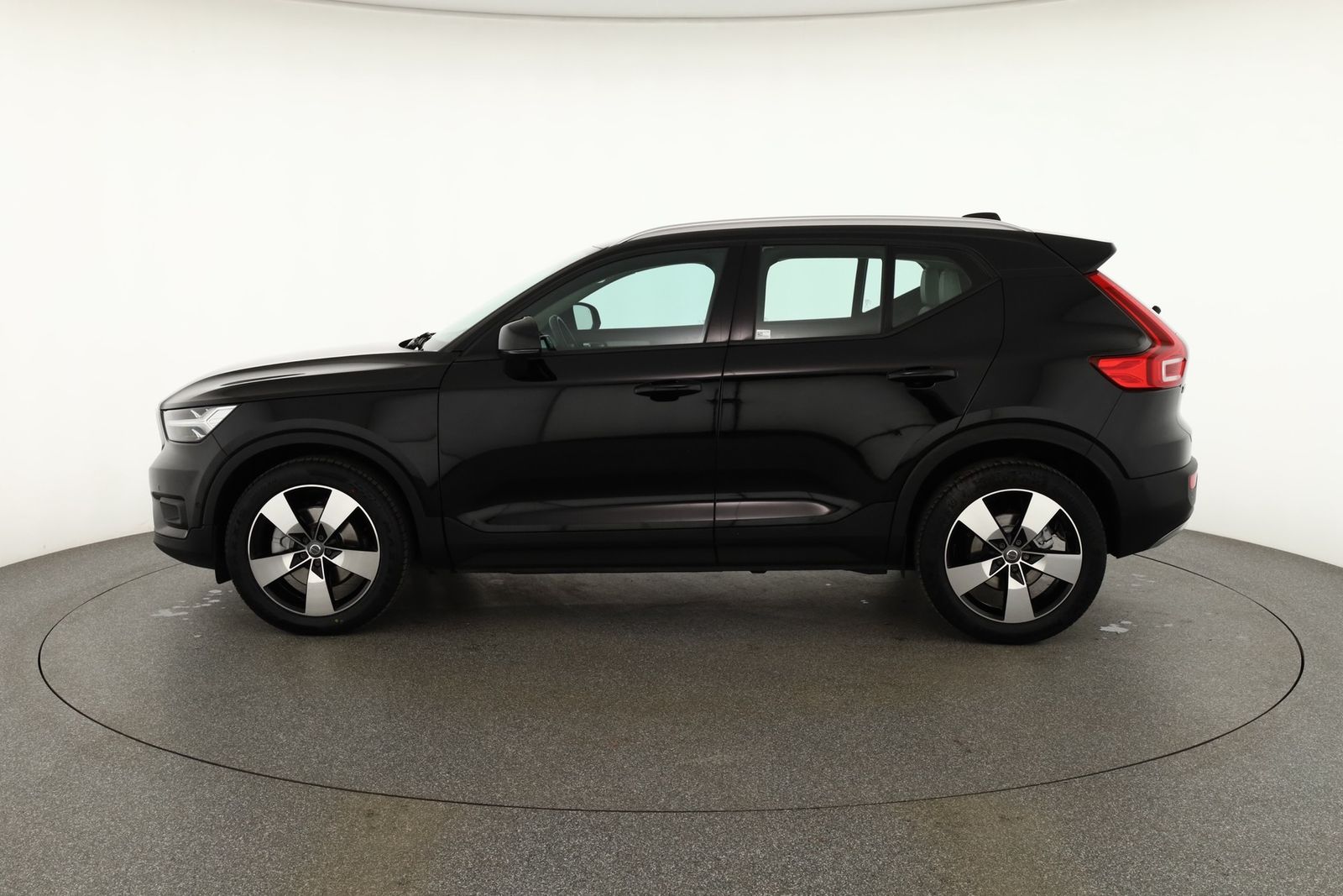 Volvo XC40 D3 Momentum AWD LED Navi Kamera Memory ACC foto 2