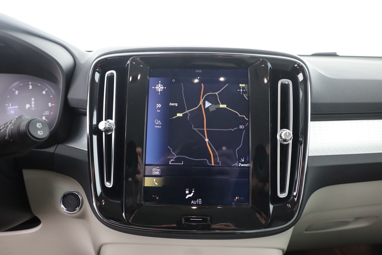 Volvo XC40 D3 Momentum AWD LED Navi Kamera Memory ACC foto 11