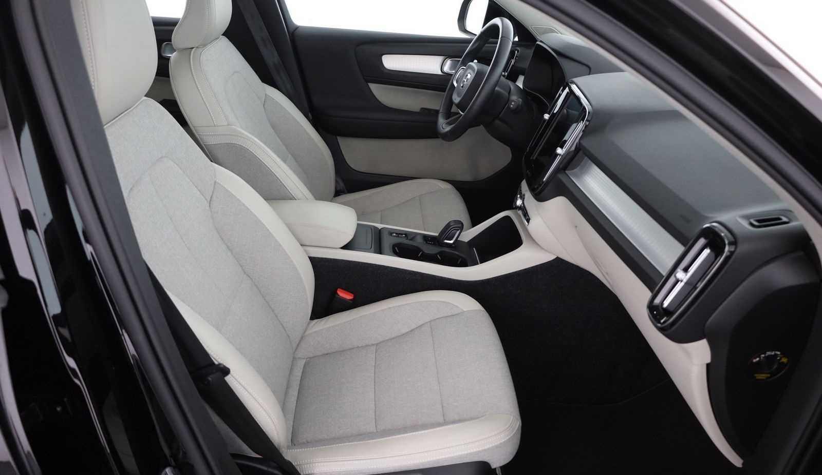 Volvo XC40 D3 Momentum AWD LED Navi Kamera Memory ACC foto 22