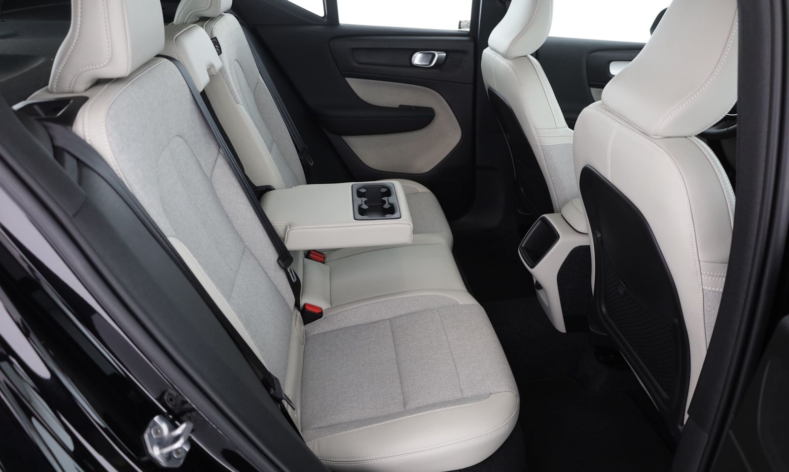 Volvo XC40 D3 Momentum AWD LED Navi Kamera Memory ACC foto 23