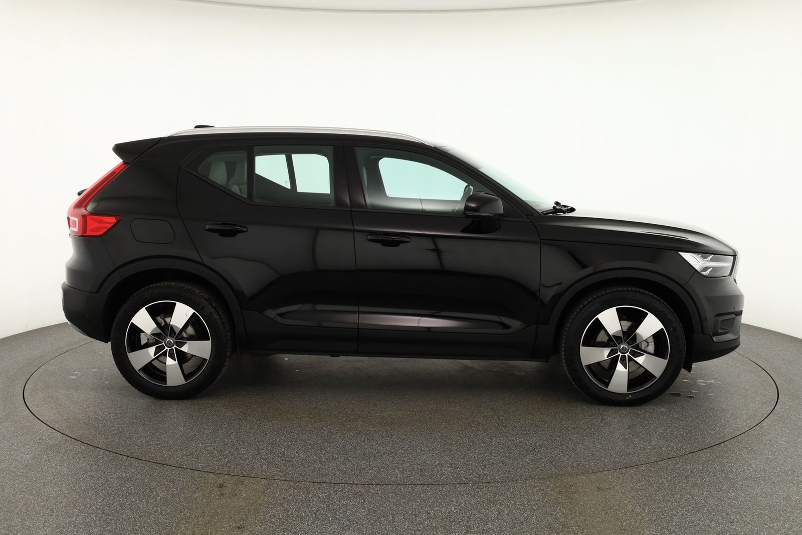 Volvo XC40 D3 Momentum AWD LED Navi Kamera Memory ACC foto 6