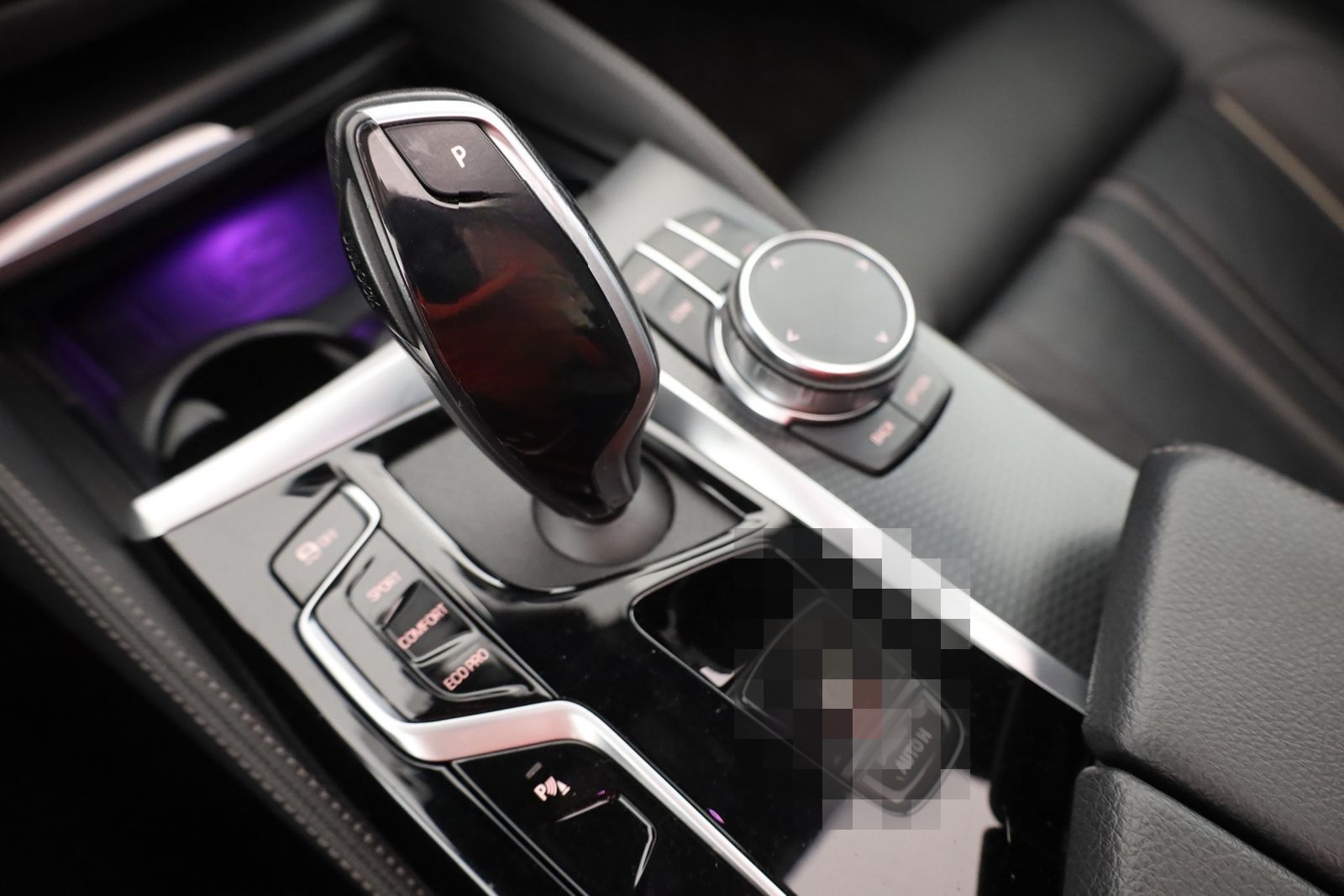 BMW 520d xDrive M Sport Aut. LED Navi Pano 360° foto 14