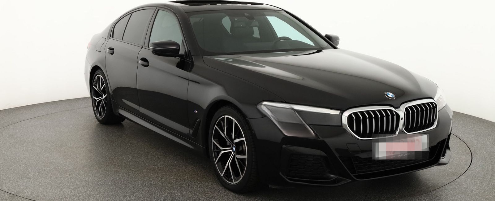 BMW 520d xDrive M Sport Aut. LED Navi Pano 360° foto 7