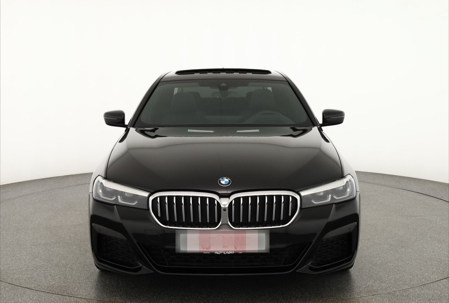 BMW 520d xDrive M Sport Aut. LED Navi Pano 360° foto 8