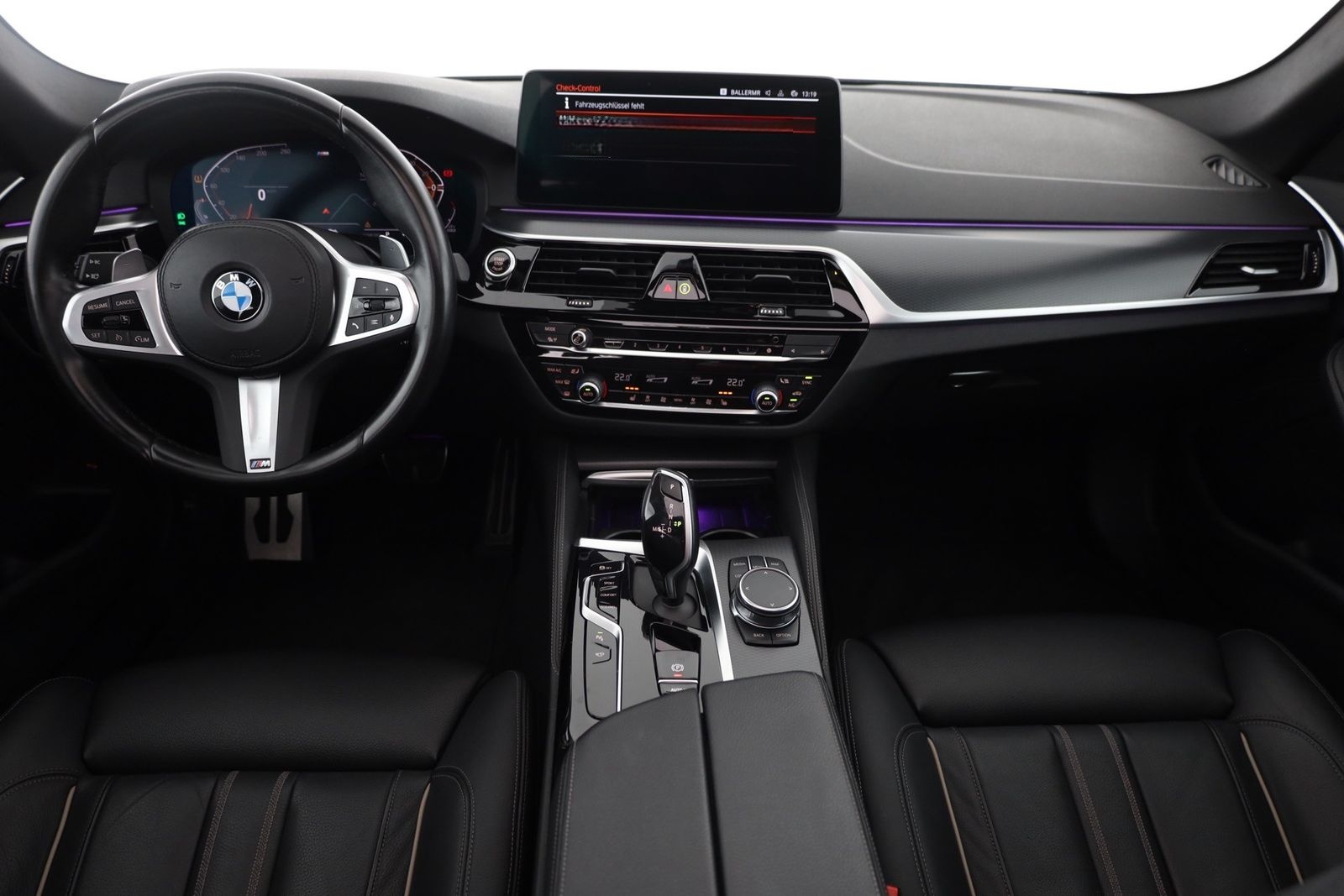 BMW 520d xDrive M Sport Aut. LED Navi Pano 360° foto 9