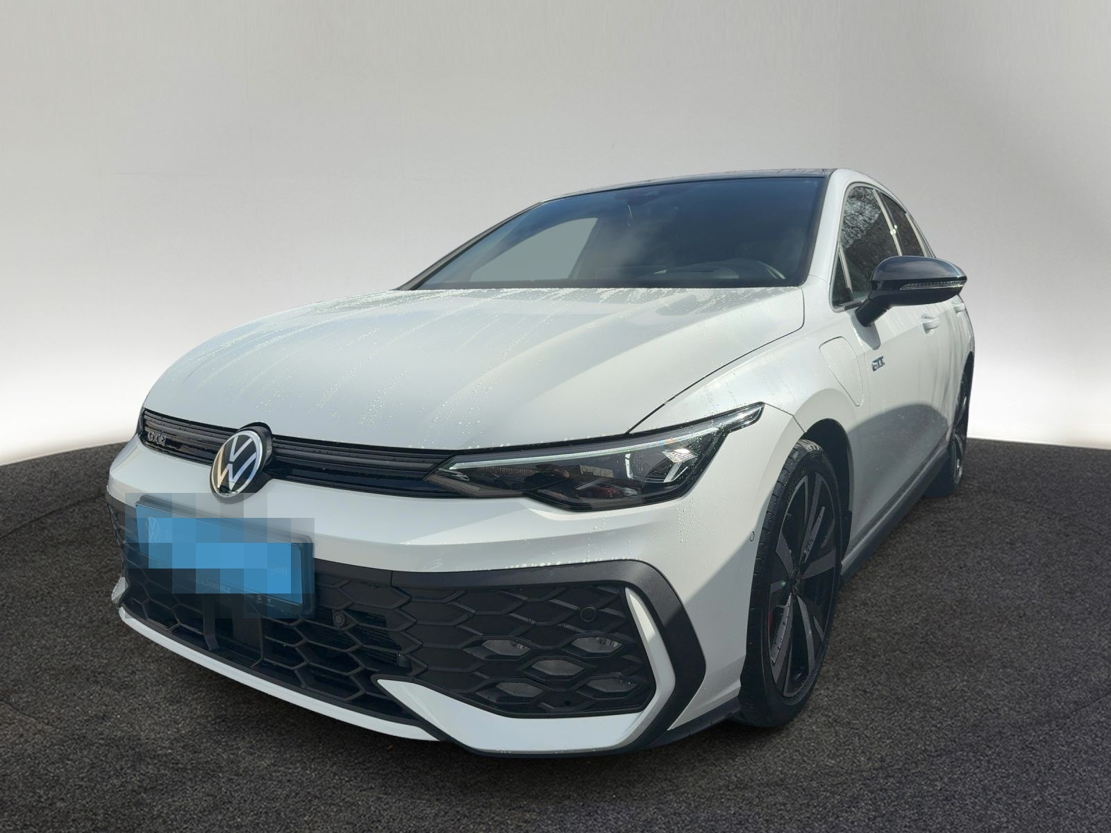 Volkswagen Golf GTE Black Style 1.5TSI eHybrid AHK HuD PANO foto 2