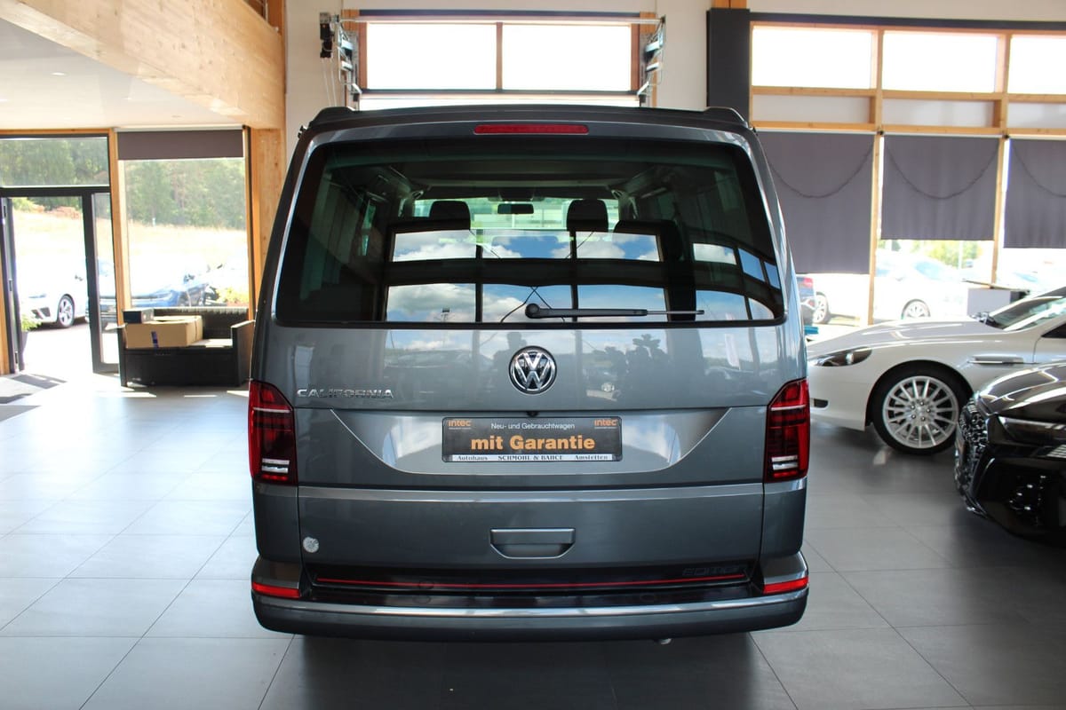 Volkswagen T6.1 California 2.0 TDI FWD Beach Camper Edition foto 5