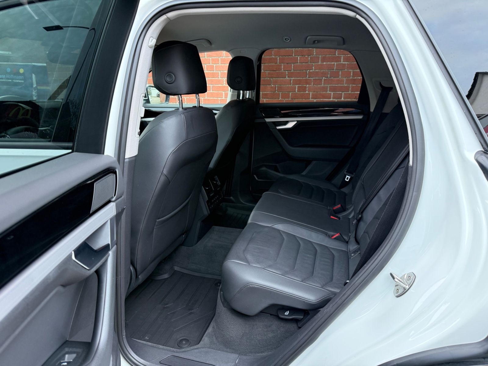 Volkswagen Touareg 3.0 4Motion"ACC"LED"AppCar"Kam"4xSiHz"21 foto 17