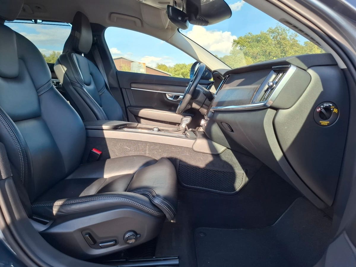 Volvo V90 Cross Country Pro AWD foto 9