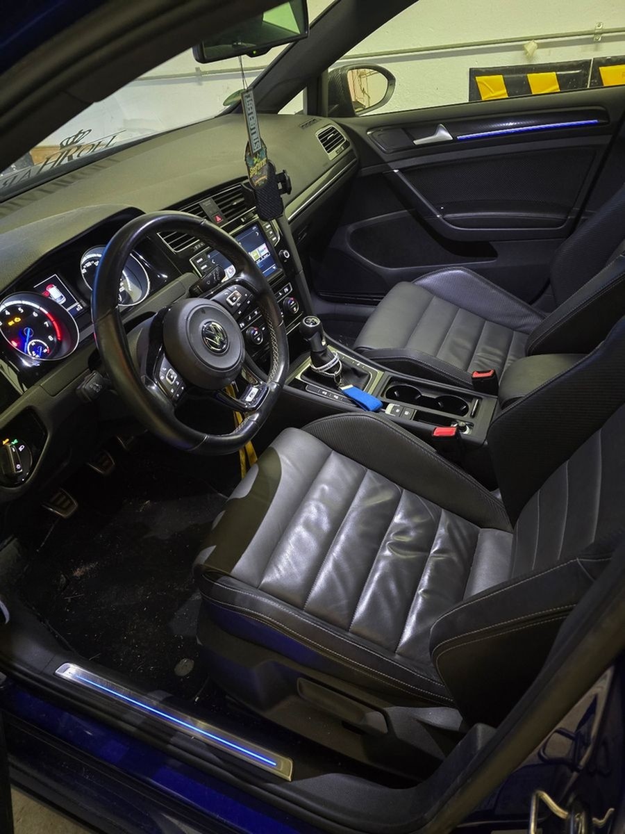 Volkswagen Golf 7R VFL, 2.0 TSI foto 12