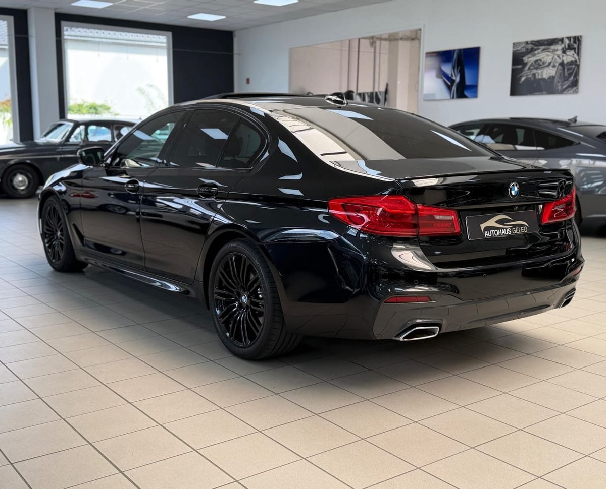 BMW 525d M-Sport HUD SHADOW KAMERA LED SUNROOF foto 3