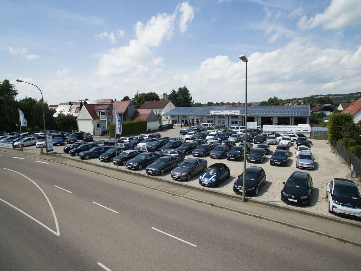 BMW iX1 30 xDrive Navi AHK LED Parkassistent foto 14