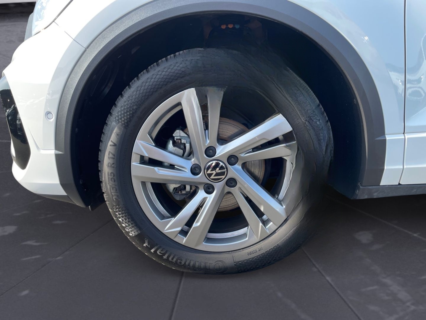 Volkswagen T-Roc R-Line 1.5 TSI DSG MATRIX/NAVI/KAMERA/PANO foto 16