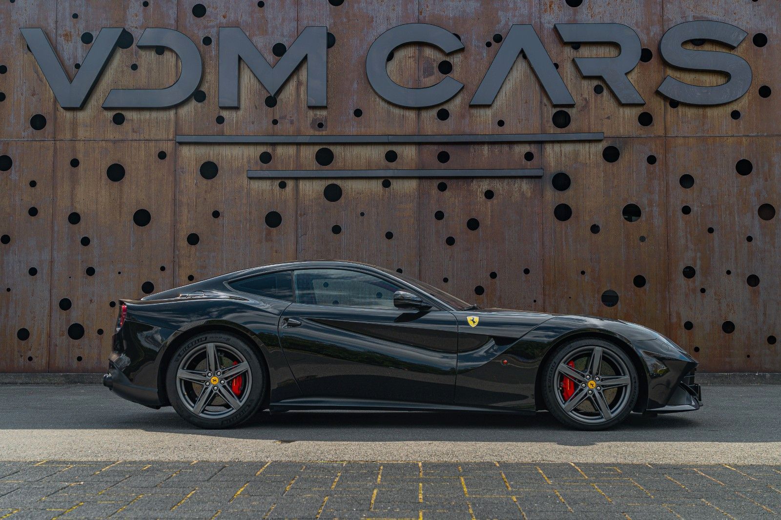 Ferrari F12 Berlinetta *ALCANTARA*CUSTOM*CARBON* foto 6