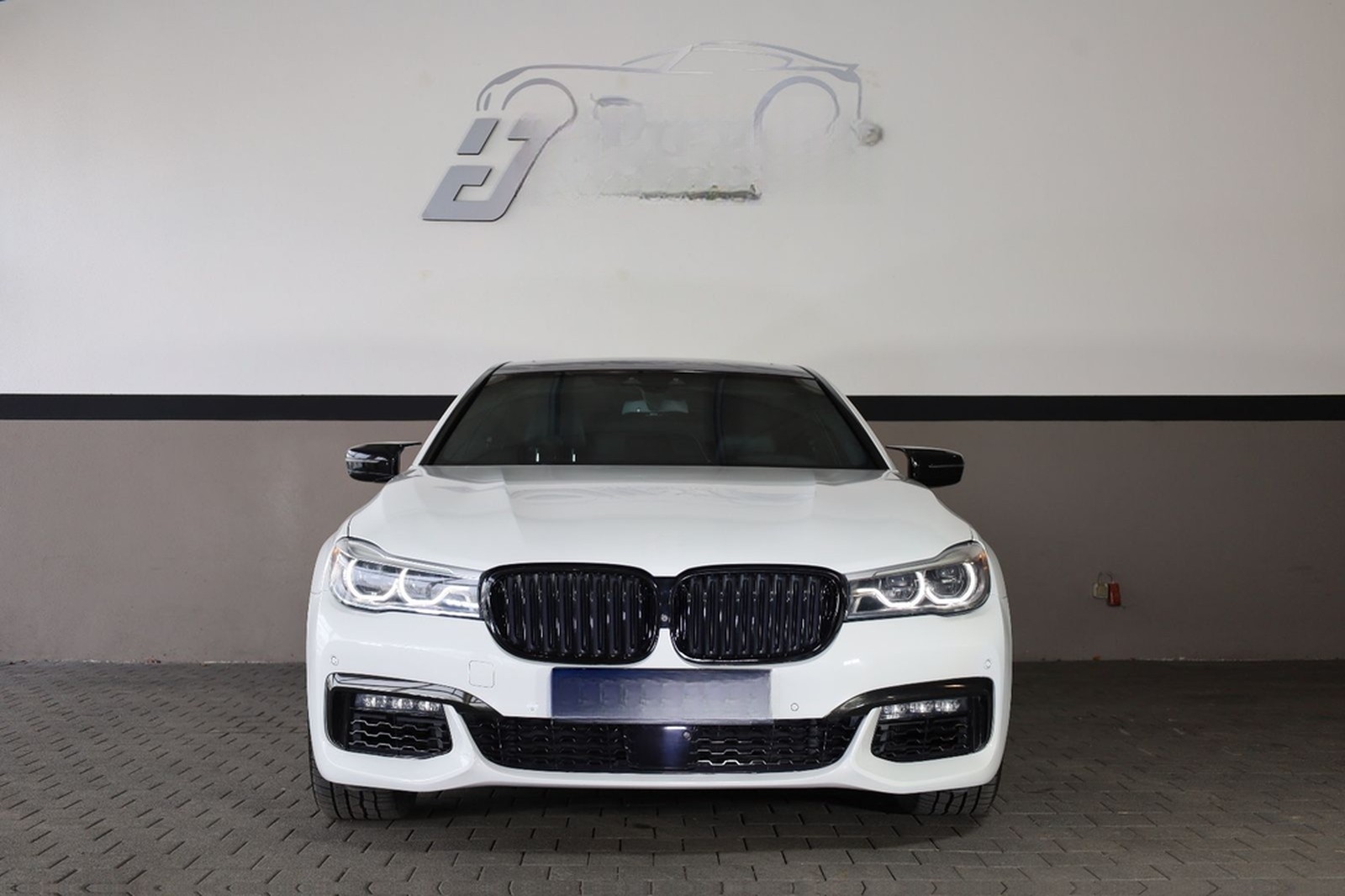 BMW 750Li/M/360*/HUD/MASSAGE/SKYLOUNGE/B&W/PANO/R20 foto 2