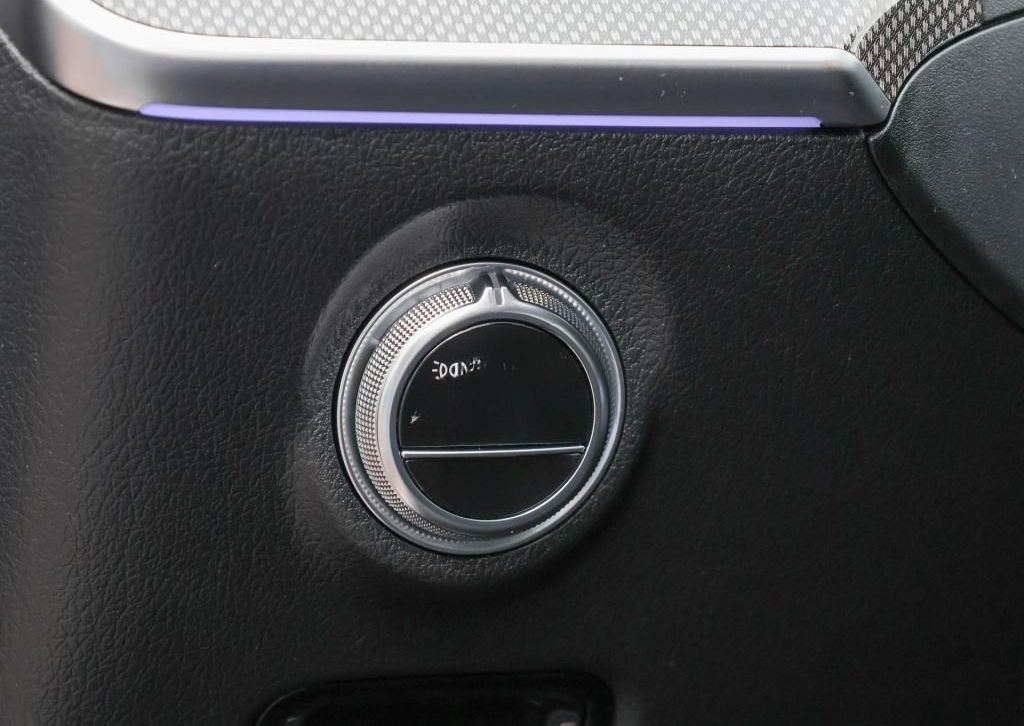 Mercedes-Benz C 300 d 4M AMG-Sport/360/DIGITAL/Distr/HUD/Night foto 11