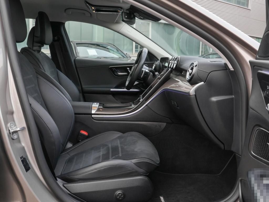 Mercedes-Benz C 300 d 4M AMG-Sport/360/DIGITAL/Distr/HUD/Night foto 6