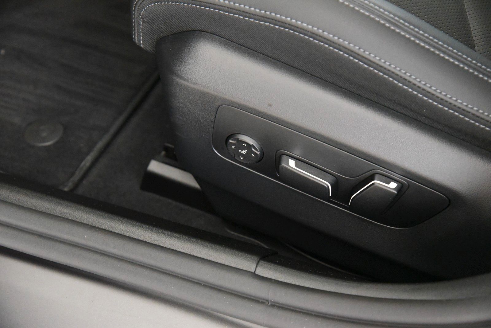 BMW 540d xDrive M Sport Pro ACC Keyless HUD B&W AHK foto 17