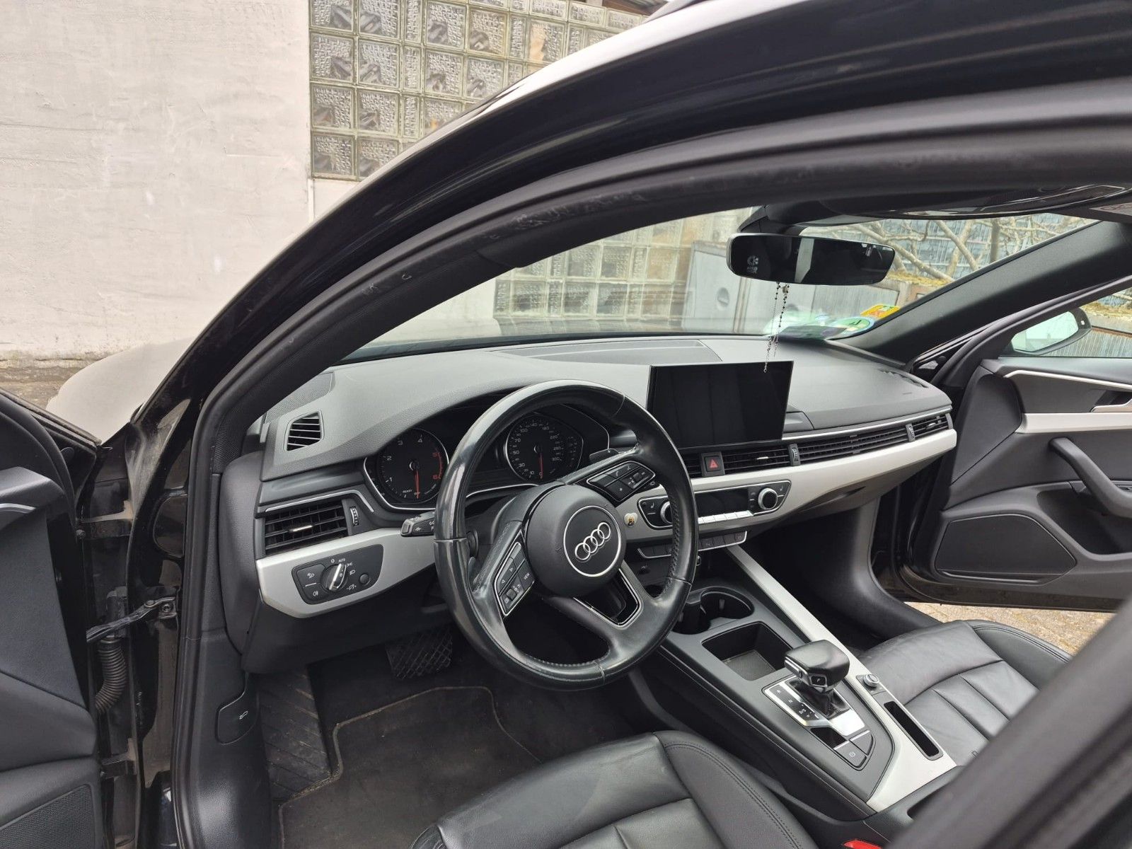 Audi A4 Avant 35 TDI advanced Audi History 100% foto 15