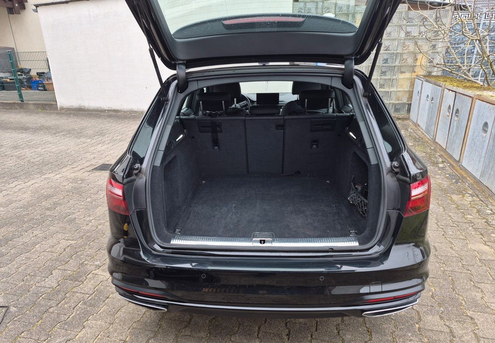 Audi A4 Avant 35 TDI advanced Audi History 100% foto 23