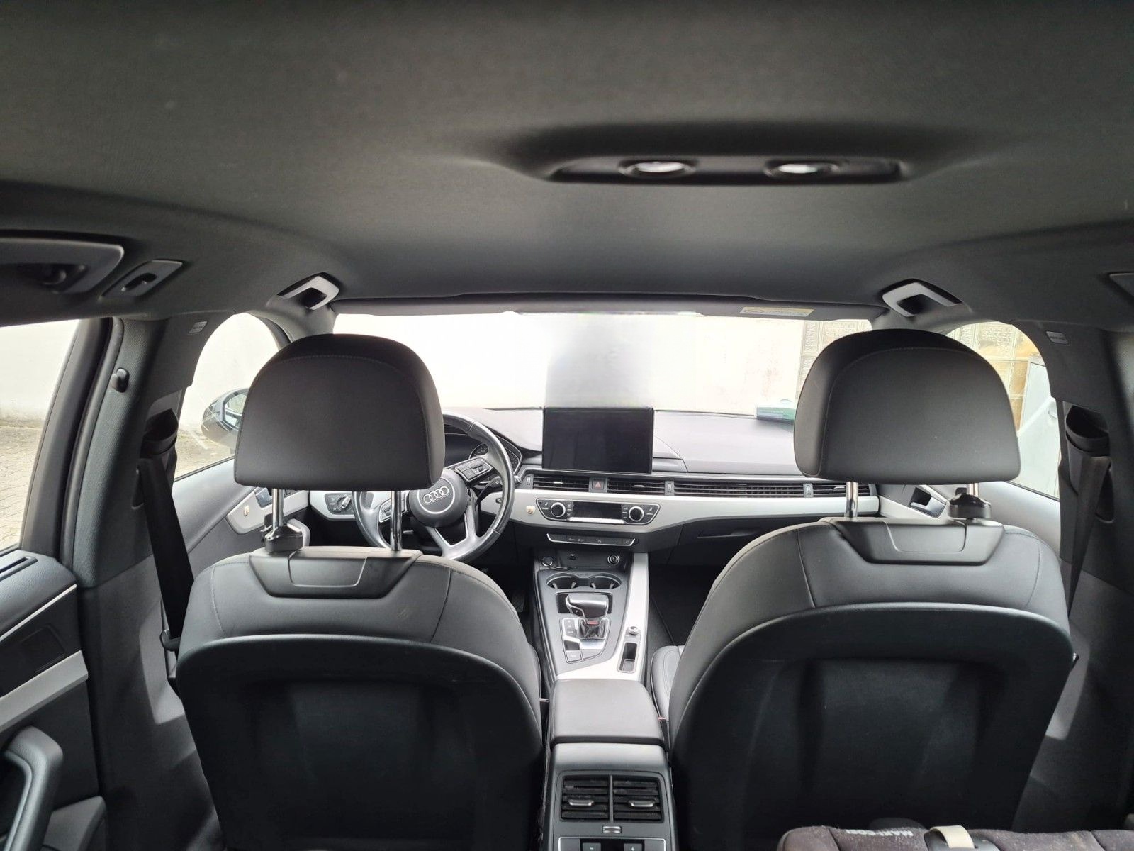 Audi A4 Avant 35 TDI advanced Audi History 100% foto 25