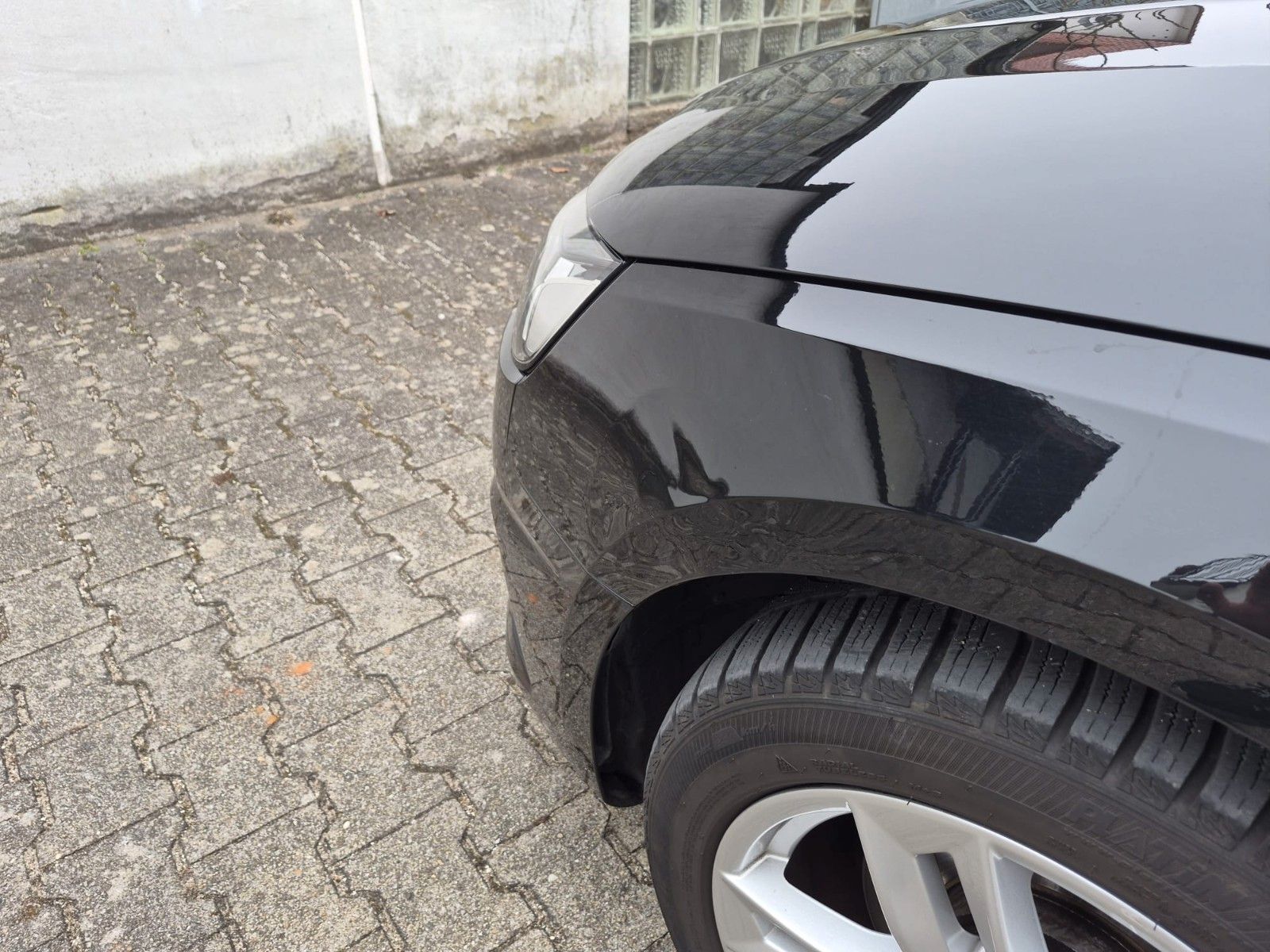 Audi A4 Avant 35 TDI advanced Audi History 100% foto 9