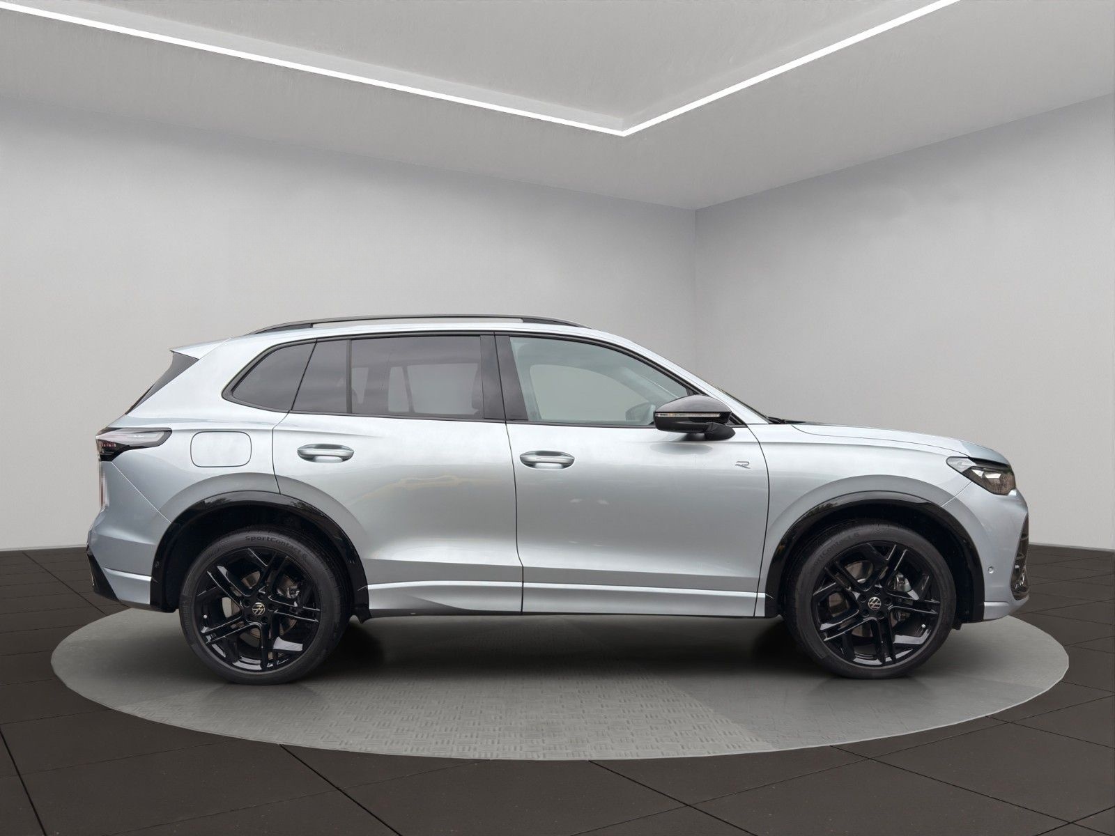 Volkswagen Tiguan 2.0 TSI OPF 4MOTION DSG R-Line foto 6