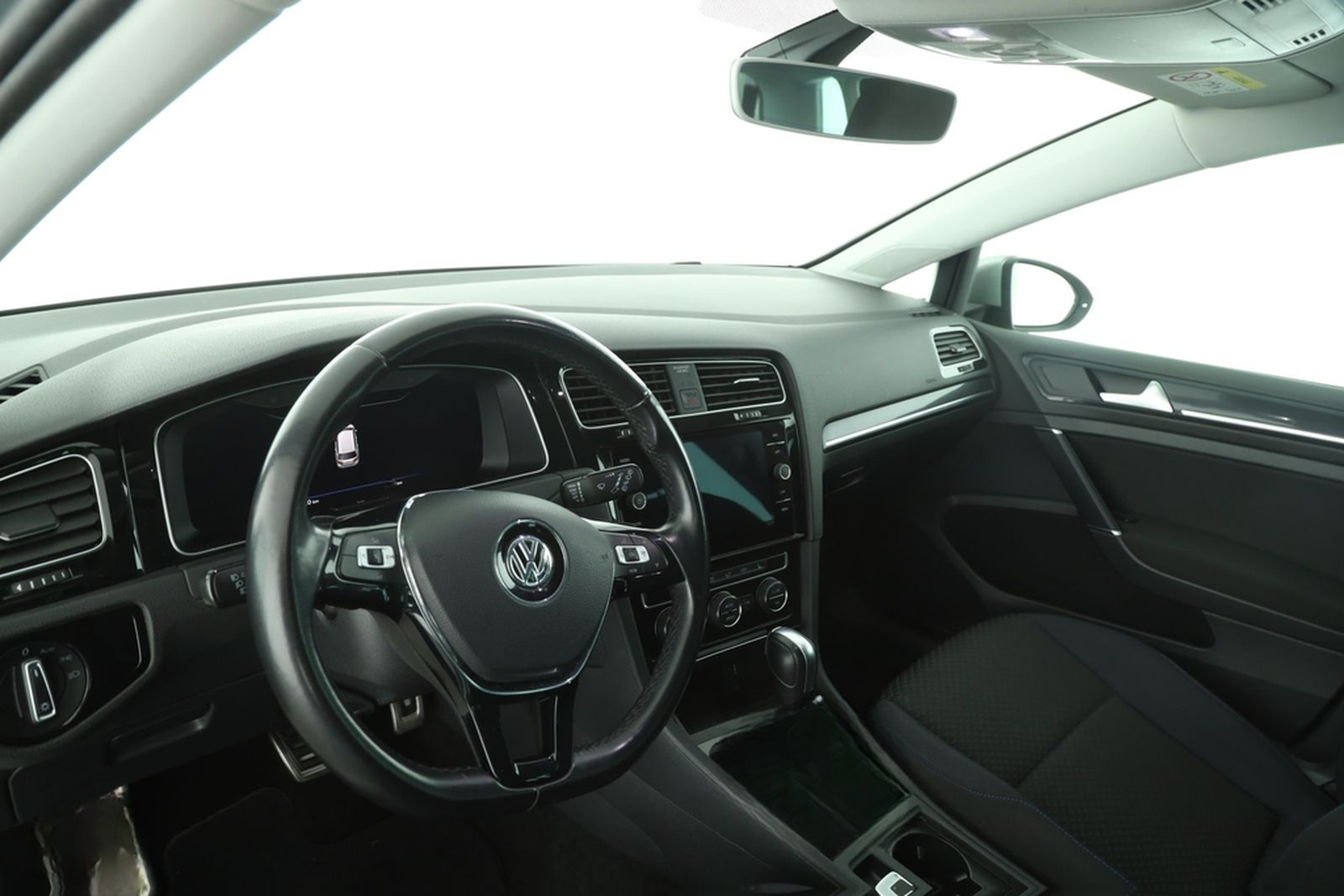Volkswagen Golf VII Variant 1.5 TSI DSG UNITED | NAVI | AHK foto 11