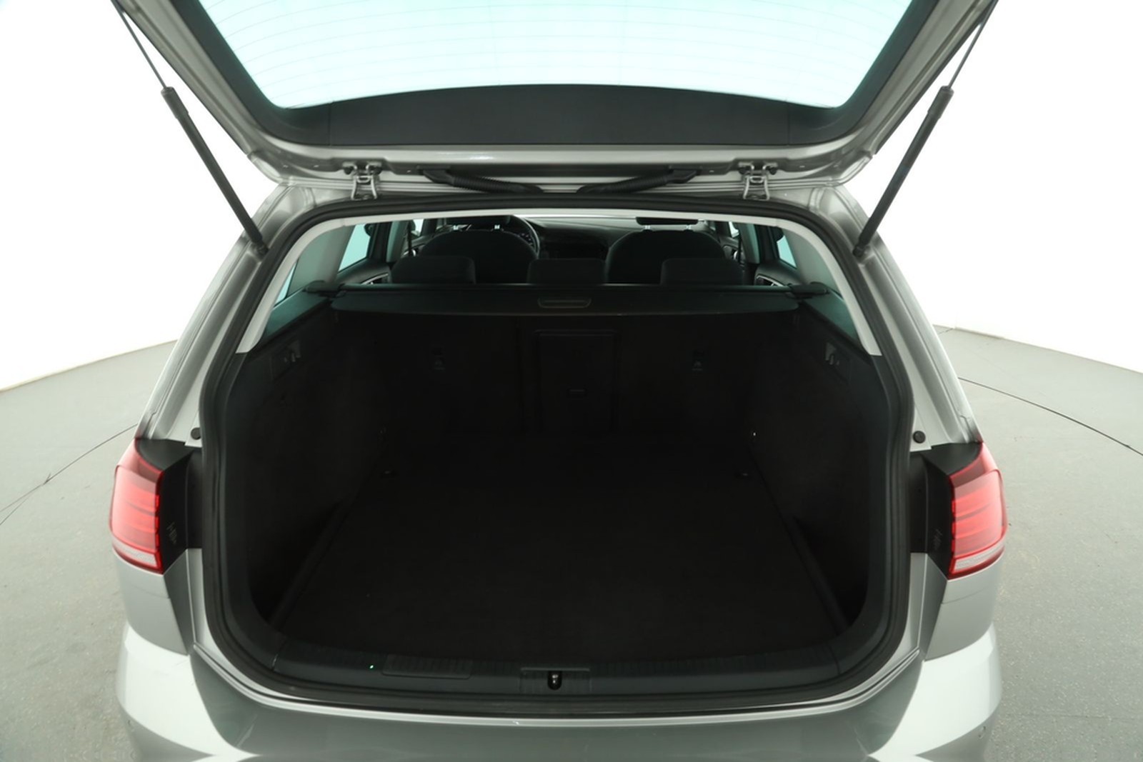 Volkswagen Golf VII Variant 1.5 TSI DSG UNITED | NAVI | AHK foto 9