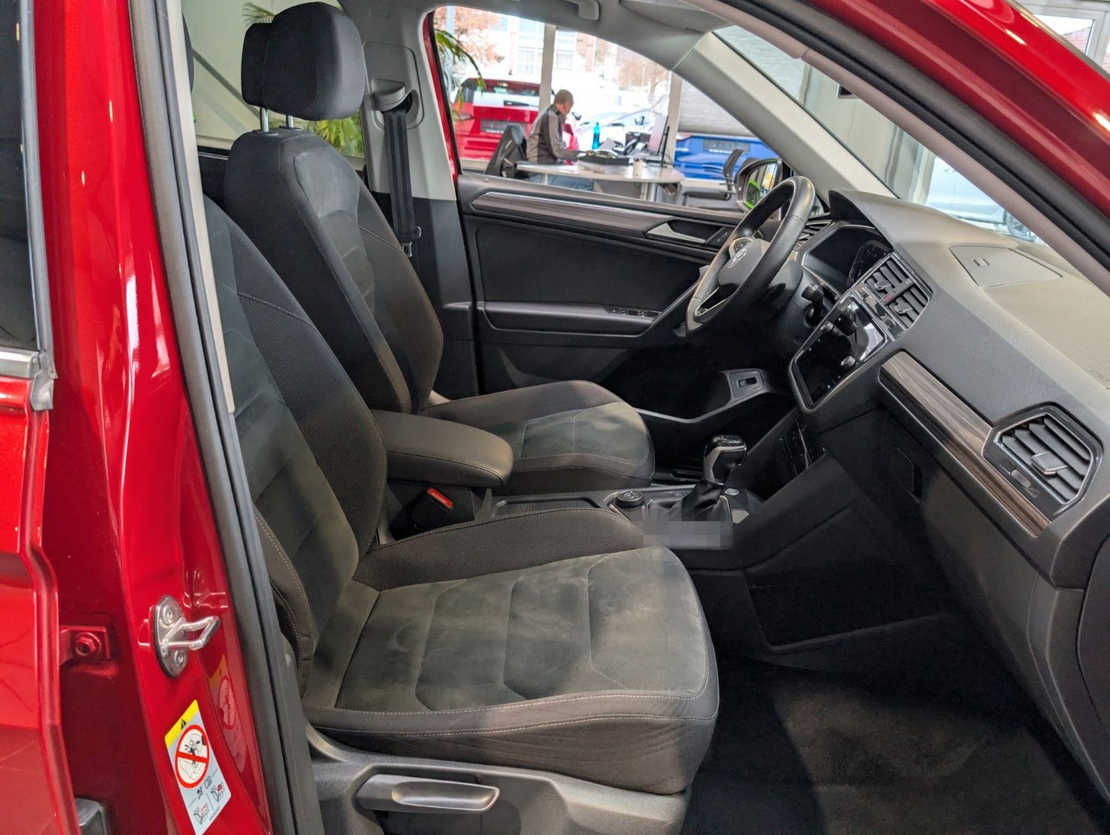 Volkswagen Tiguan Allspace 2.0 TDI SCR 4Motion DSG Elegance foto 11