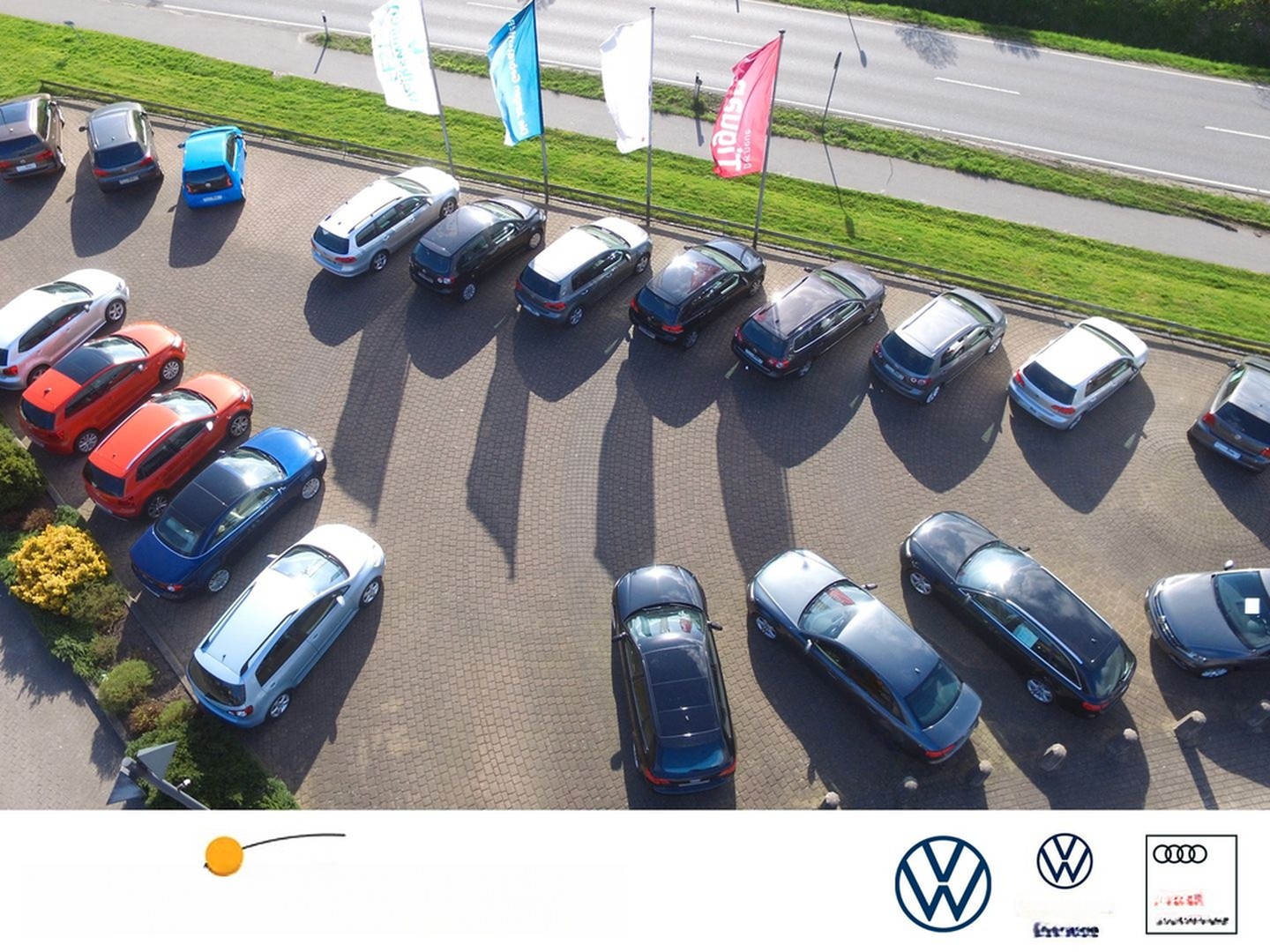 Volkswagen Golf GTI VII Performance 2,0 TSI DSG NAVI+ACC+R- foto 27