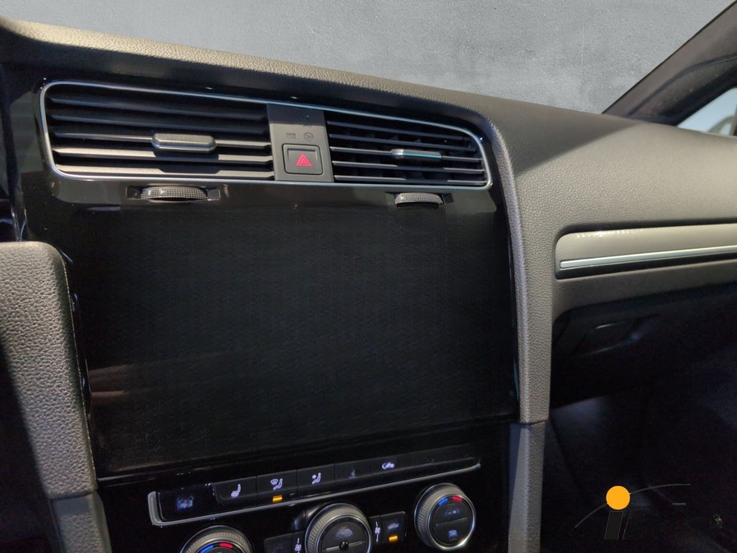 Volkswagen Golf GTI VII Performance 2,0 TSI DSG NAVI+ACC+R- foto 7