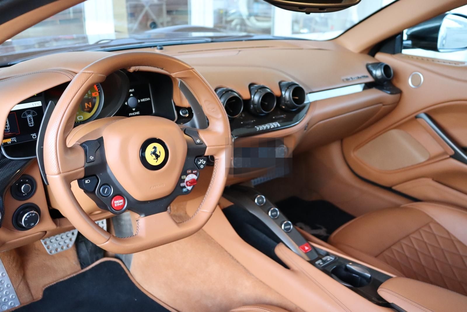 Ferrari F12 Berlinetta Lift foto 11