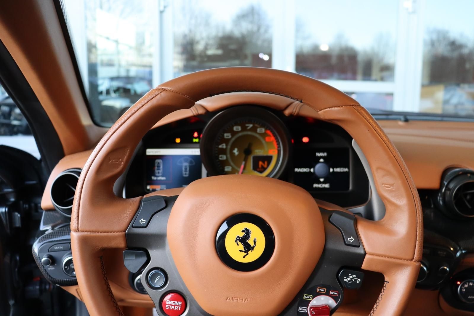 Ferrari F12 Berlinetta Lift foto 12
