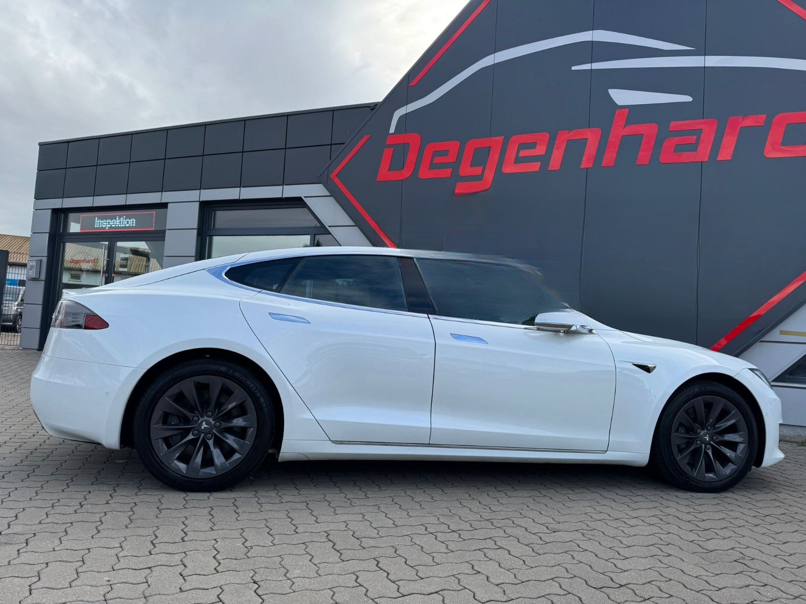 Tesla Model S  AWD Dual Raven foto 23