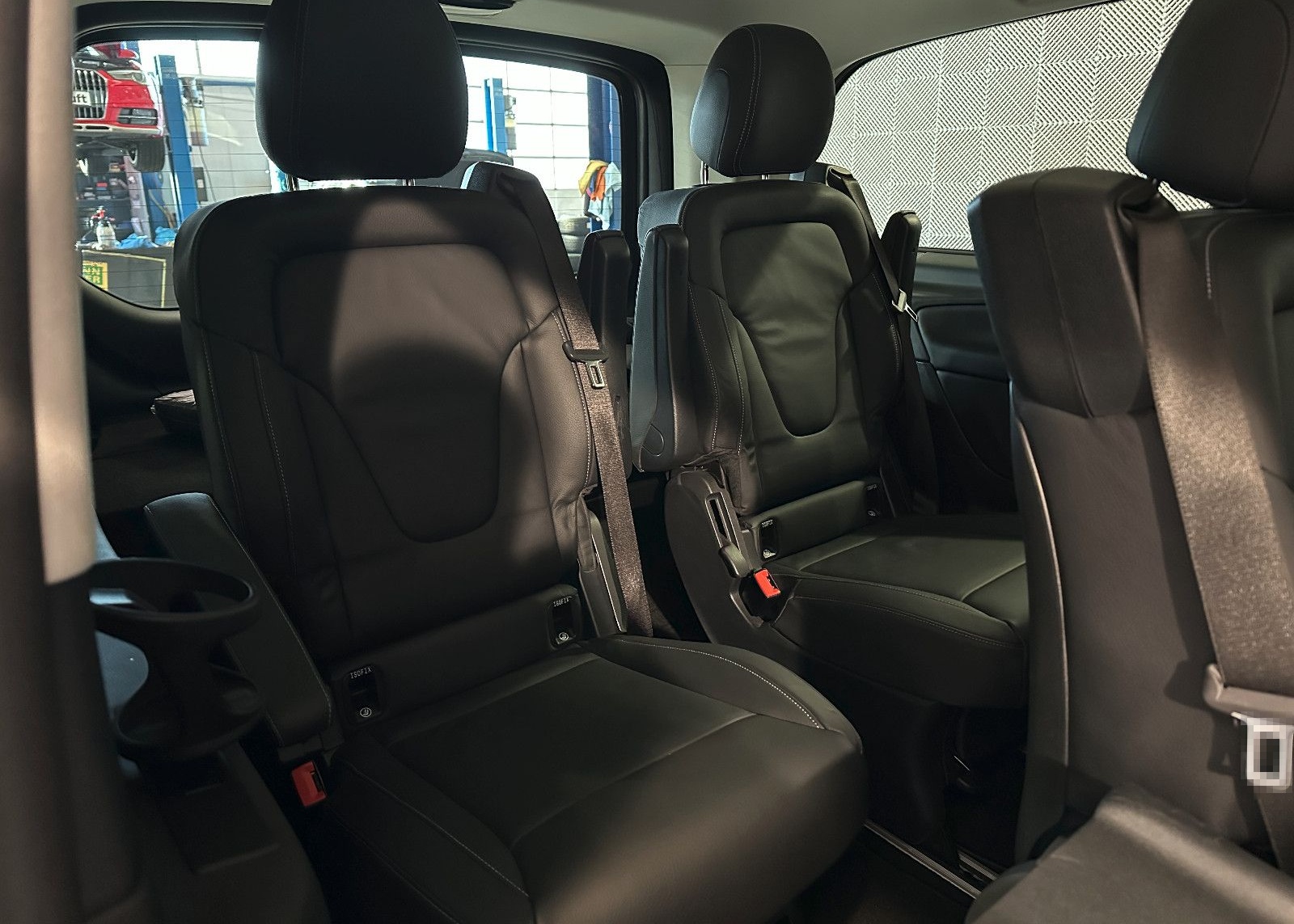 Mercedes-Benz V 300d lang*EDITION*LED-PANO-AHK-R.KAM-SPUR-SHZ foto 14