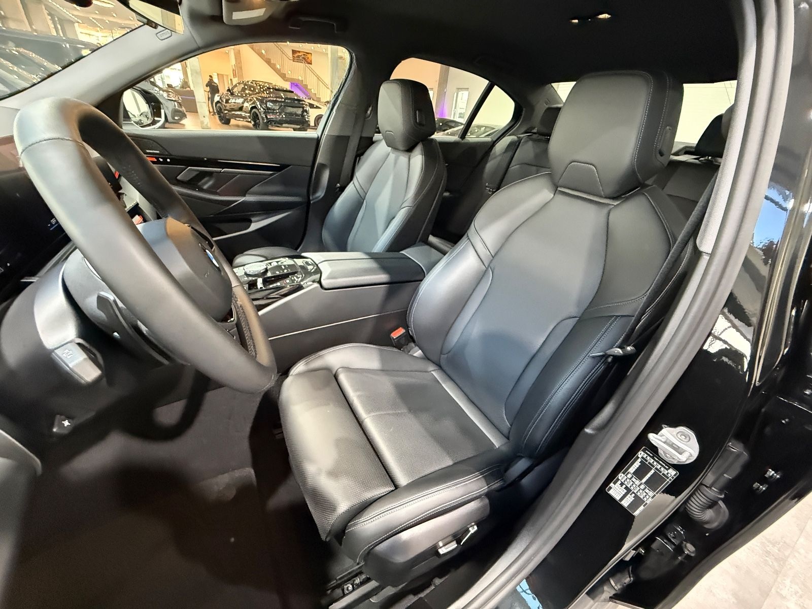 BMW 520 d  Limousine*LED*H&K*360°*Ambiente*Live*HUD* foto 22
