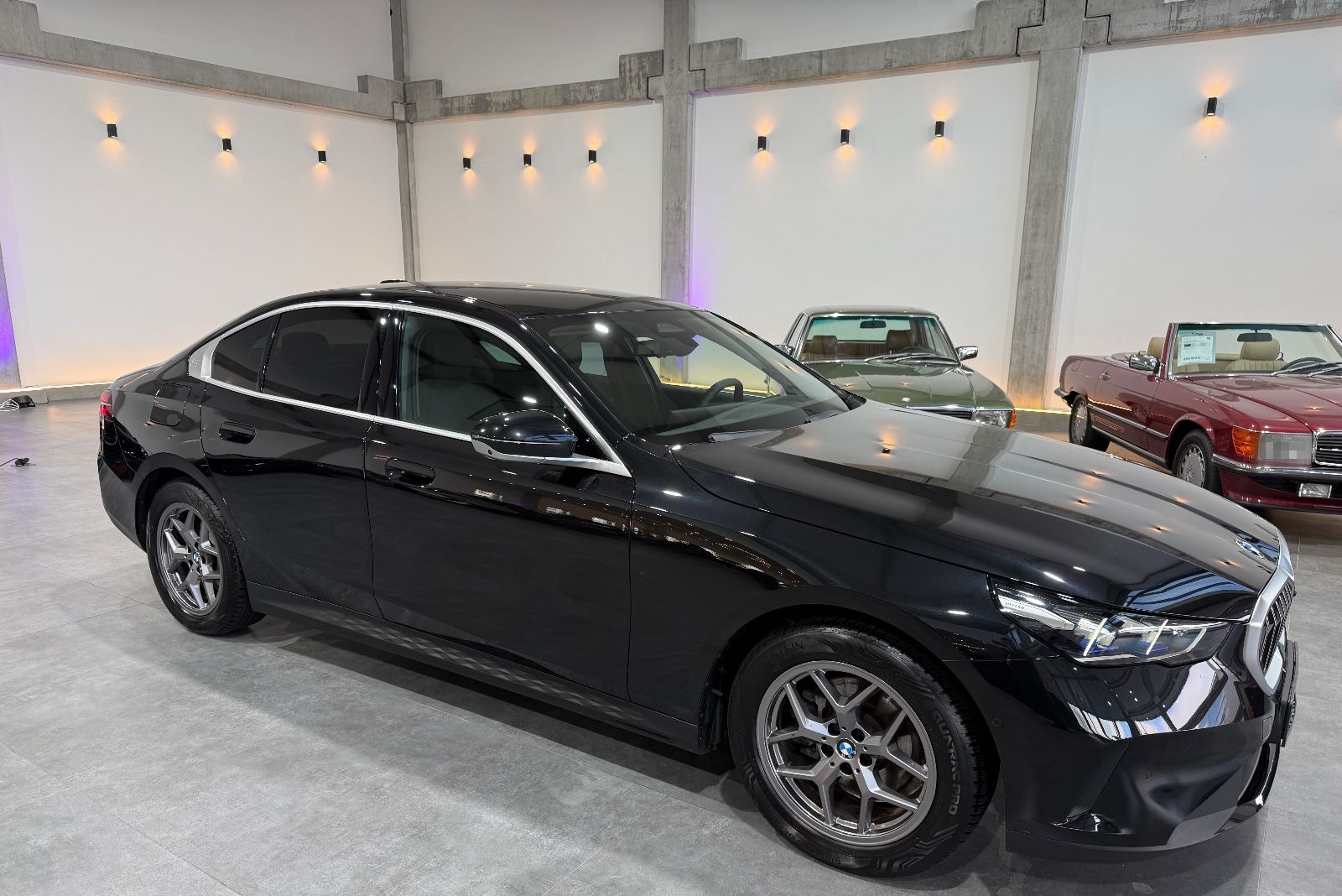 BMW 520 d  Limousine*LED*H&K*360°*Ambiente*Live*HUD* foto 4