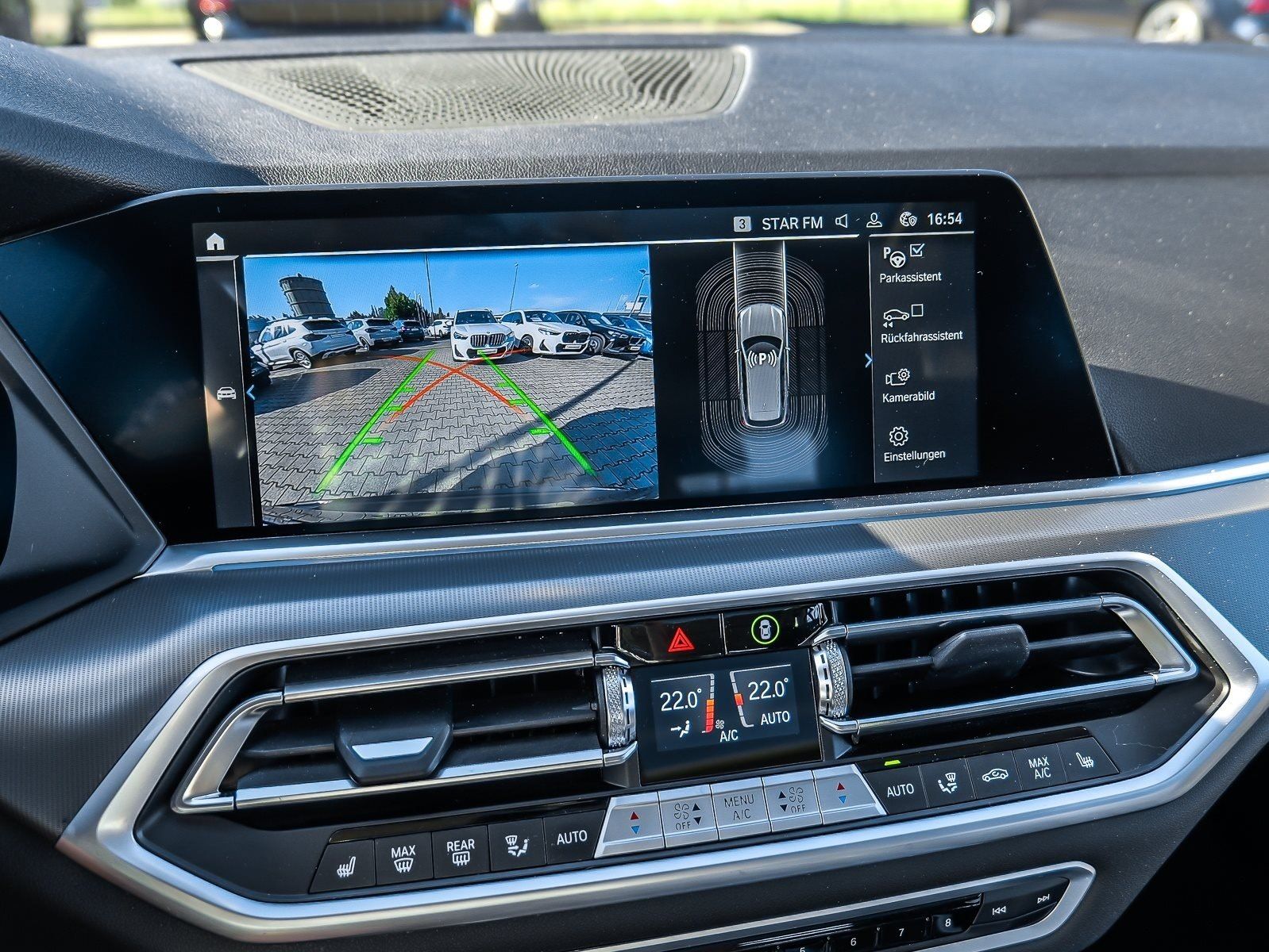 BMW X5 xDrive45e 2-Achs Luftfed. AHK Pano HuD Laser  foto 17