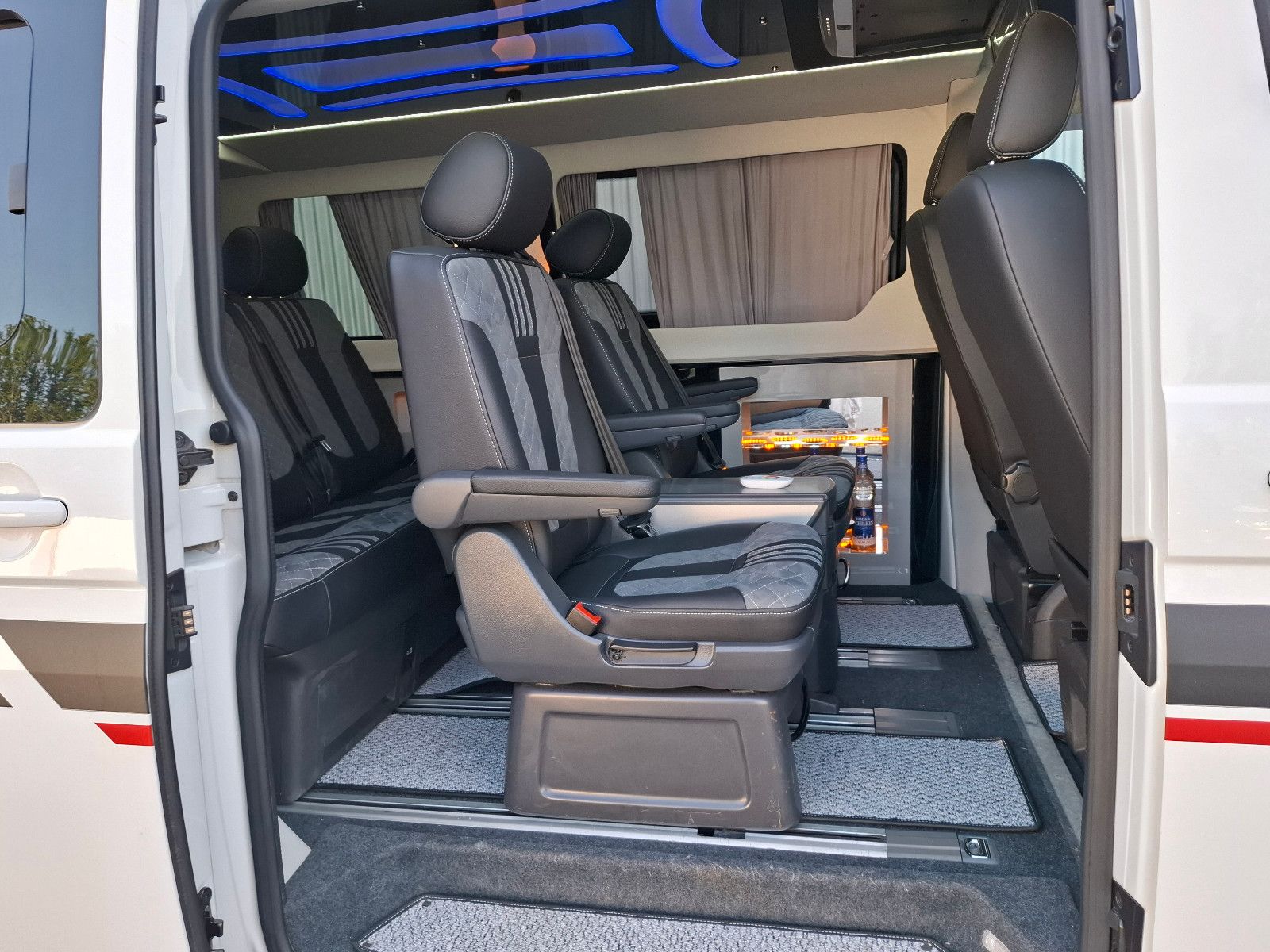 Volkswagen T6 2.0TDI  Multivan-VIP  *7-Sitze *Leder foto 20