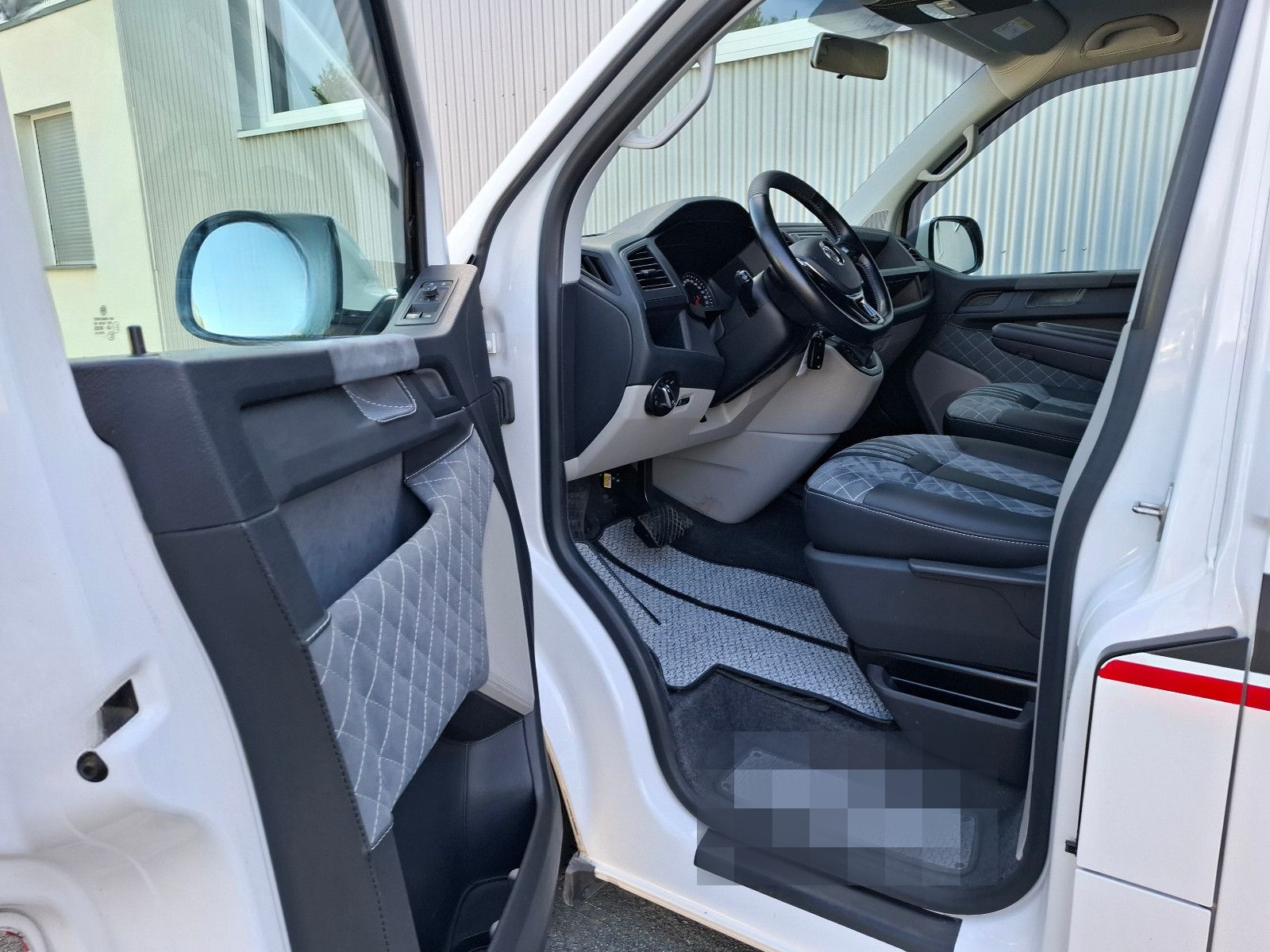 Volkswagen T6 2.0TDI  Multivan-VIP  *7-Sitze *Leder foto 6