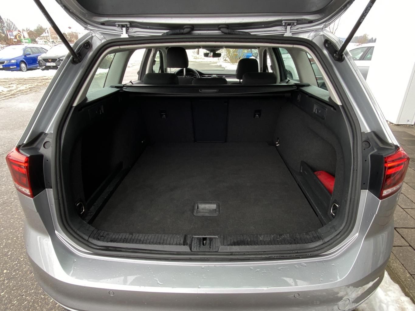 Volkswagen Passat Variant 2.0 TDI DSG APP-CONNECT+KAMERA+LE foto 13