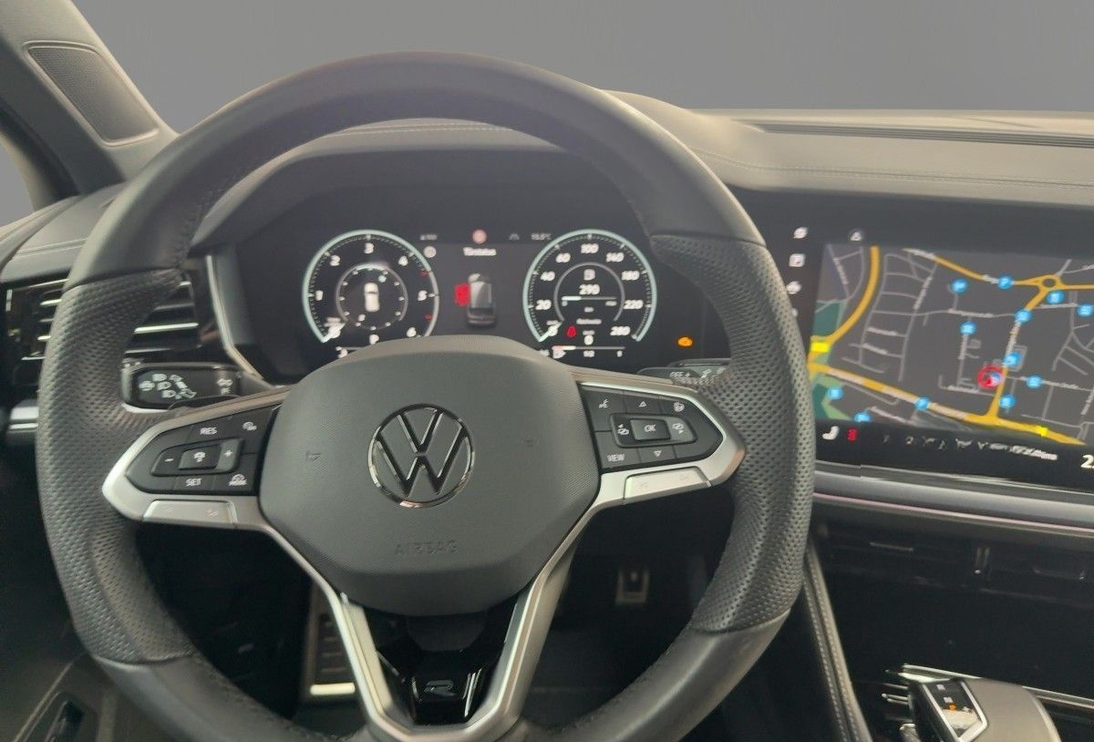 Volkswagen Touareg R-LINE BLACK 3.0 TDI IQ LUFT AHK STHZ foto 12