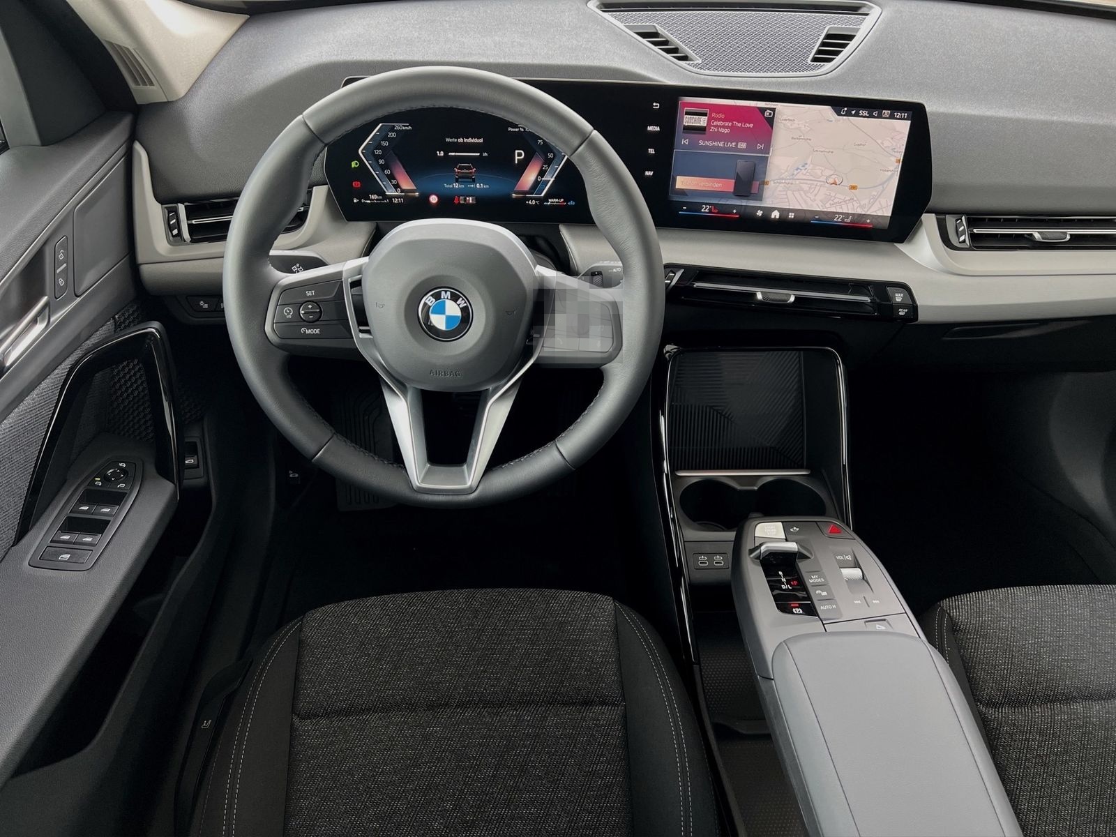 BMW X1 sDrive18i LED AHK RFK Parkassist. foto 17