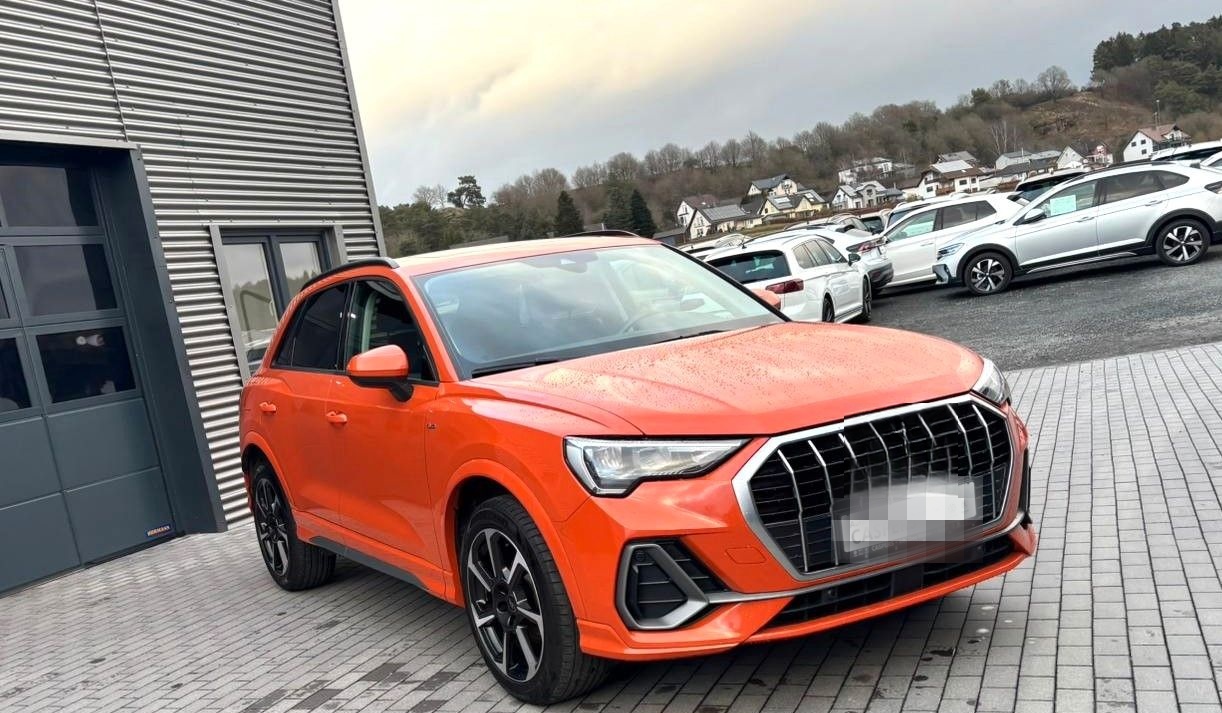Audi Q3 35 TFSI S line/AHK/19´/Pano/virtual foto 4