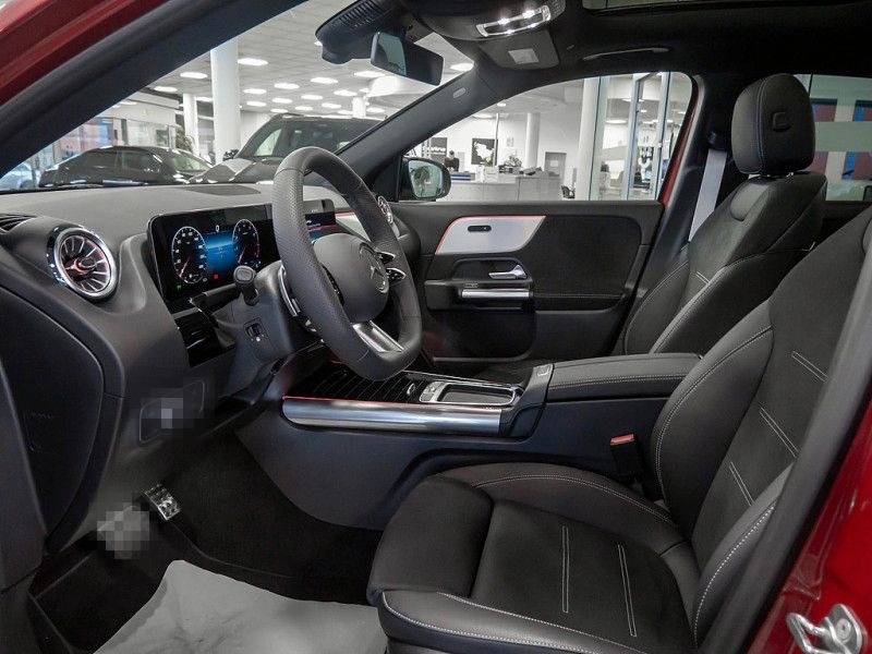 Mercedes-Benz GLA 200 AMG NIGHT AHK DISTR KAMERA PANO SPUR PDC foto 13