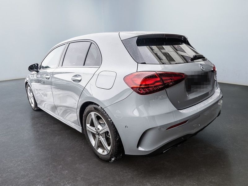 Mercedes-Benz A 180 d Kompaktlimousine AMG NIGHT DISTR KAMERA foto 6