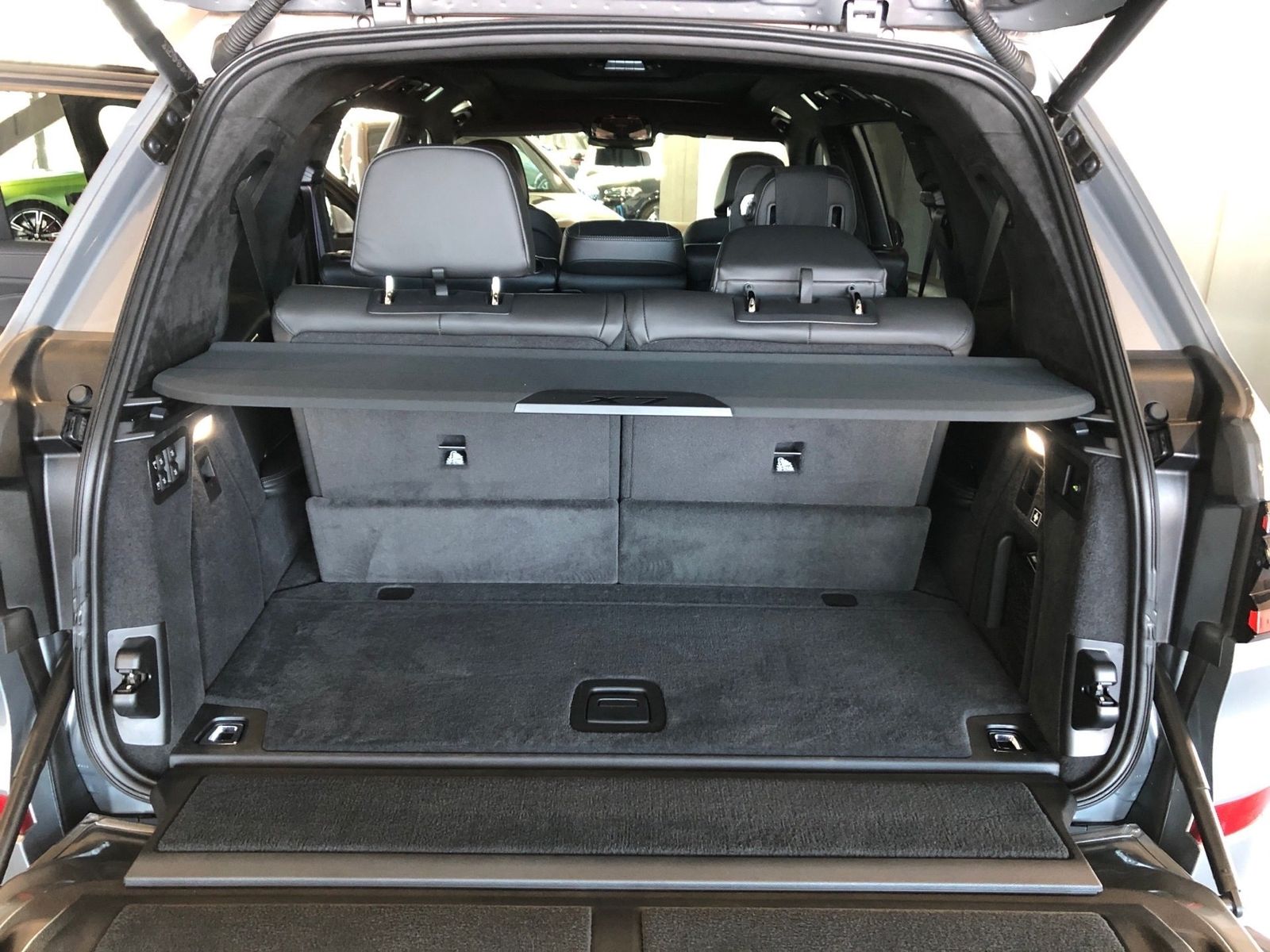 BMW X7 M60i M-Sport-Pro*AHK*SkyLounge*DrivingAssistP foto 12