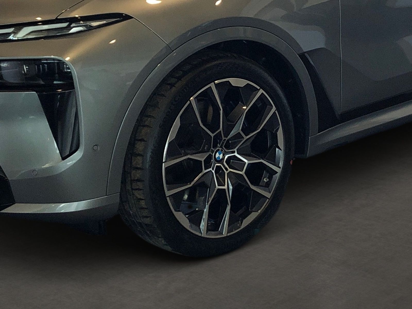 BMW X7 M60i M-Sport-Pro*AHK*SkyLounge*DrivingAssistP foto 6