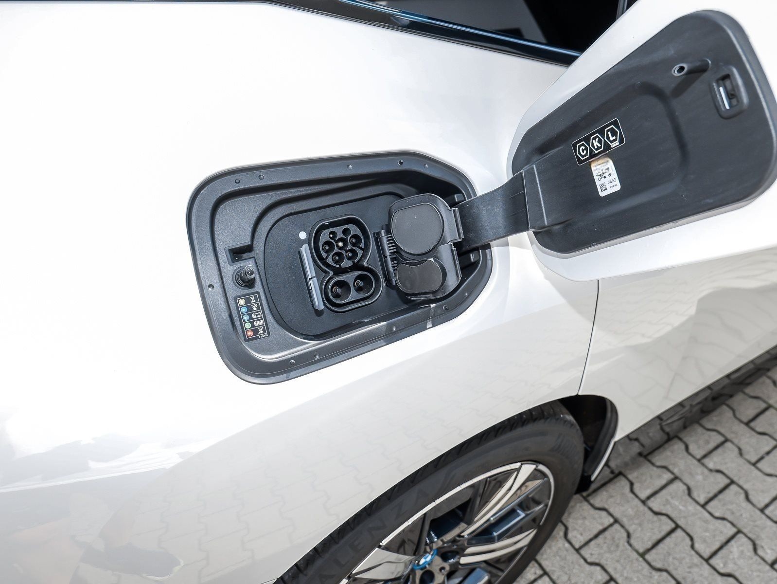 BMW iX xDrive40 M Sport HUD ACC AHK 360°KAM RFK LED foto 20